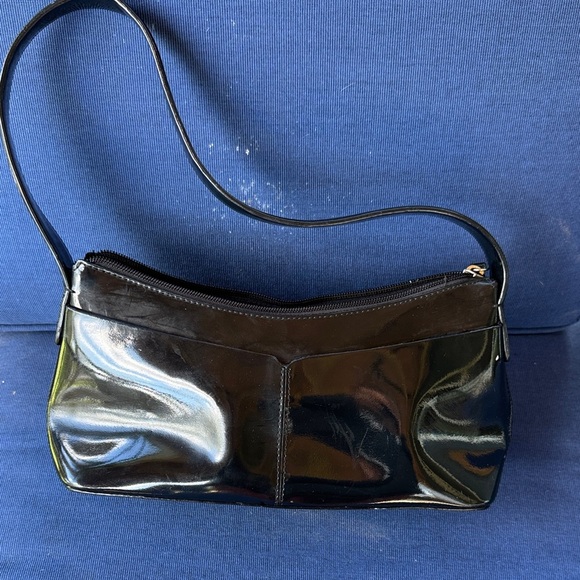 Alfani Glossy Black Shoulder Bag - Picture 2 of 9